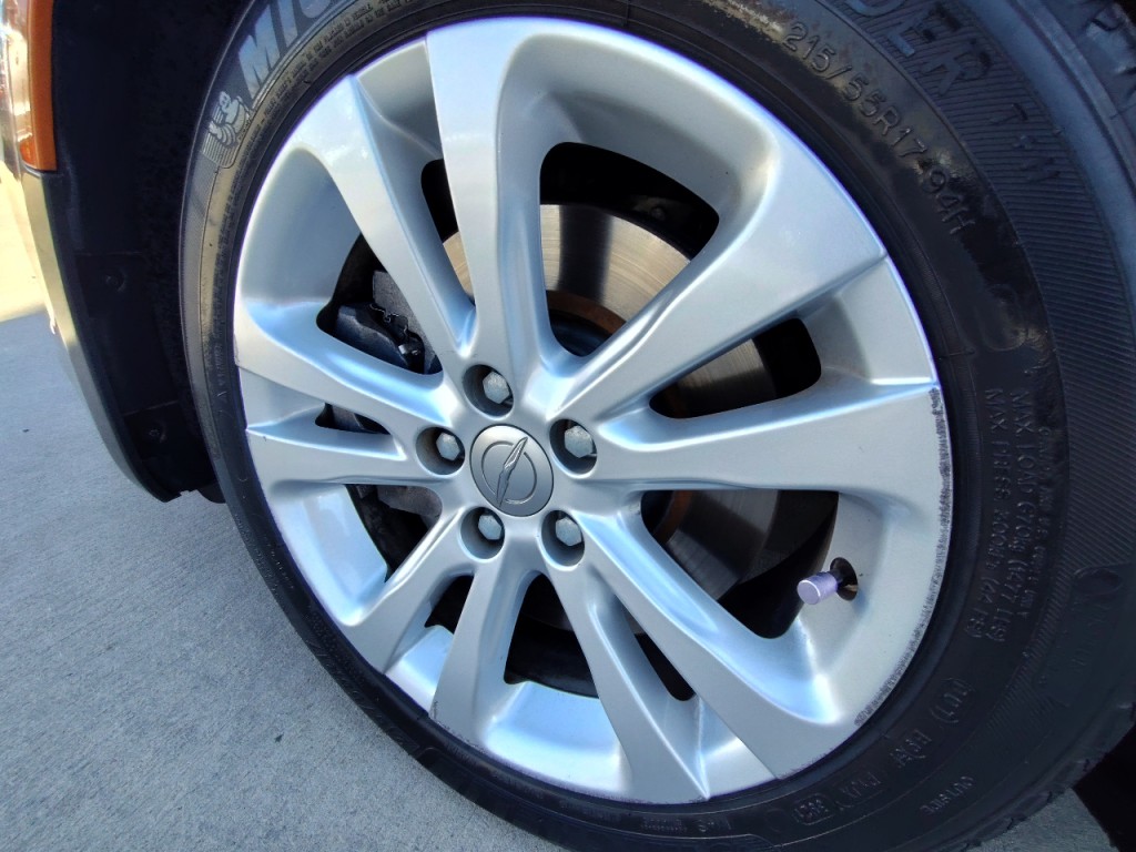 2015 Chrysler 200 Image 52