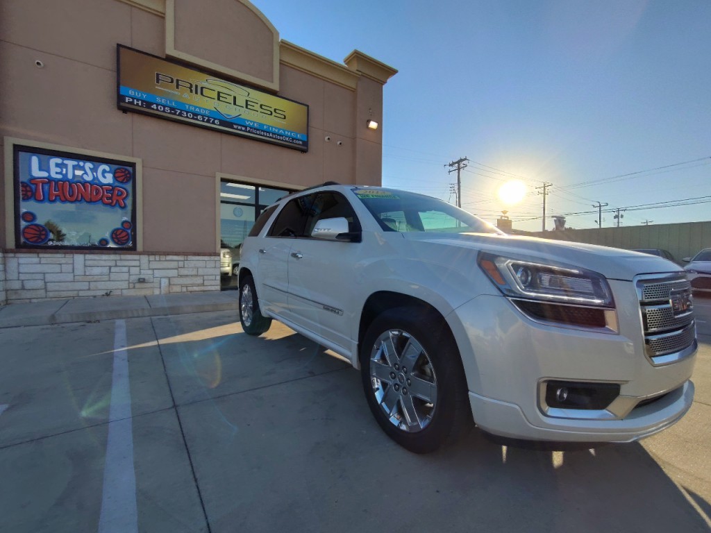 2013 GMC Acadia Image 2