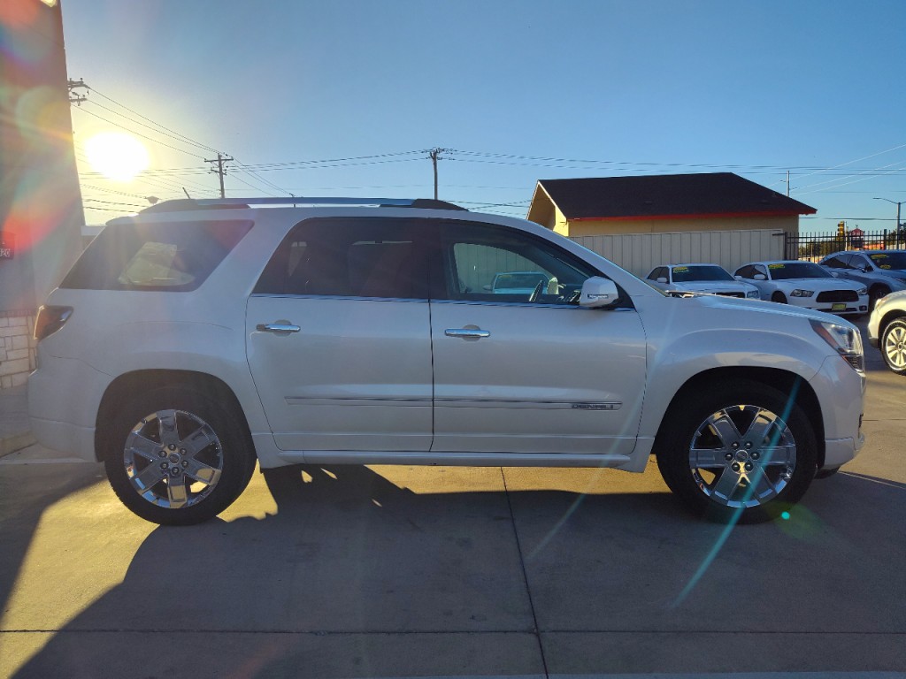 2013 GMC Acadia Image 3