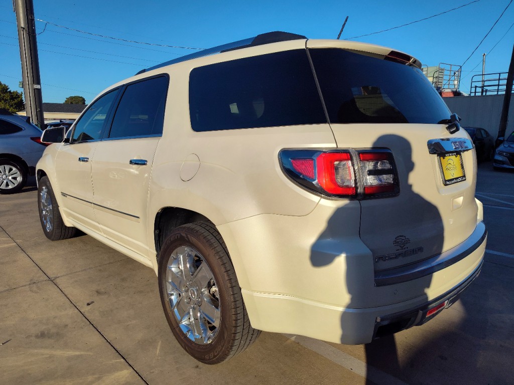 2013 GMC Acadia Image 6