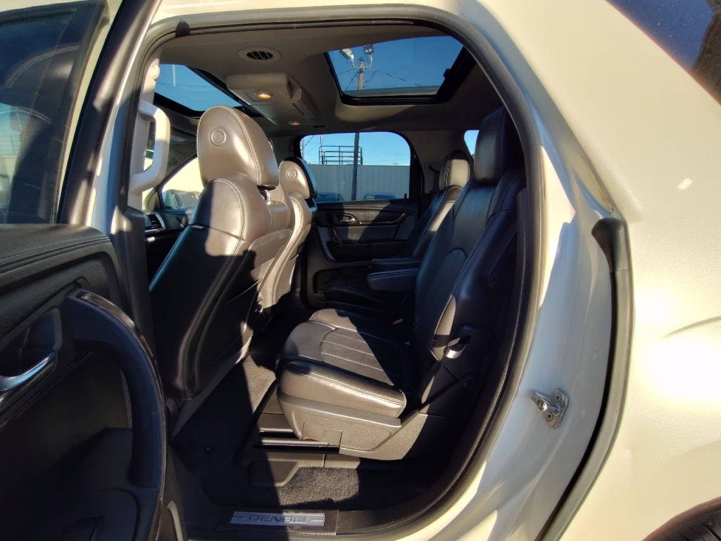 2013 GMC Acadia Image 30