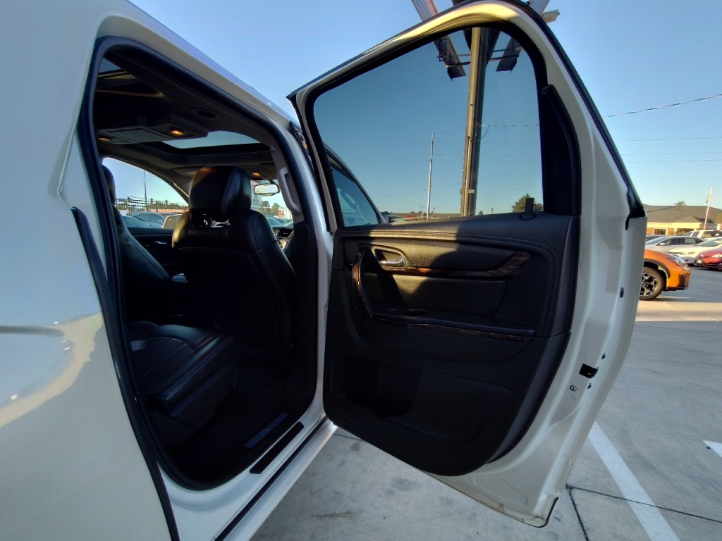 2013 GMC Acadia Image 45