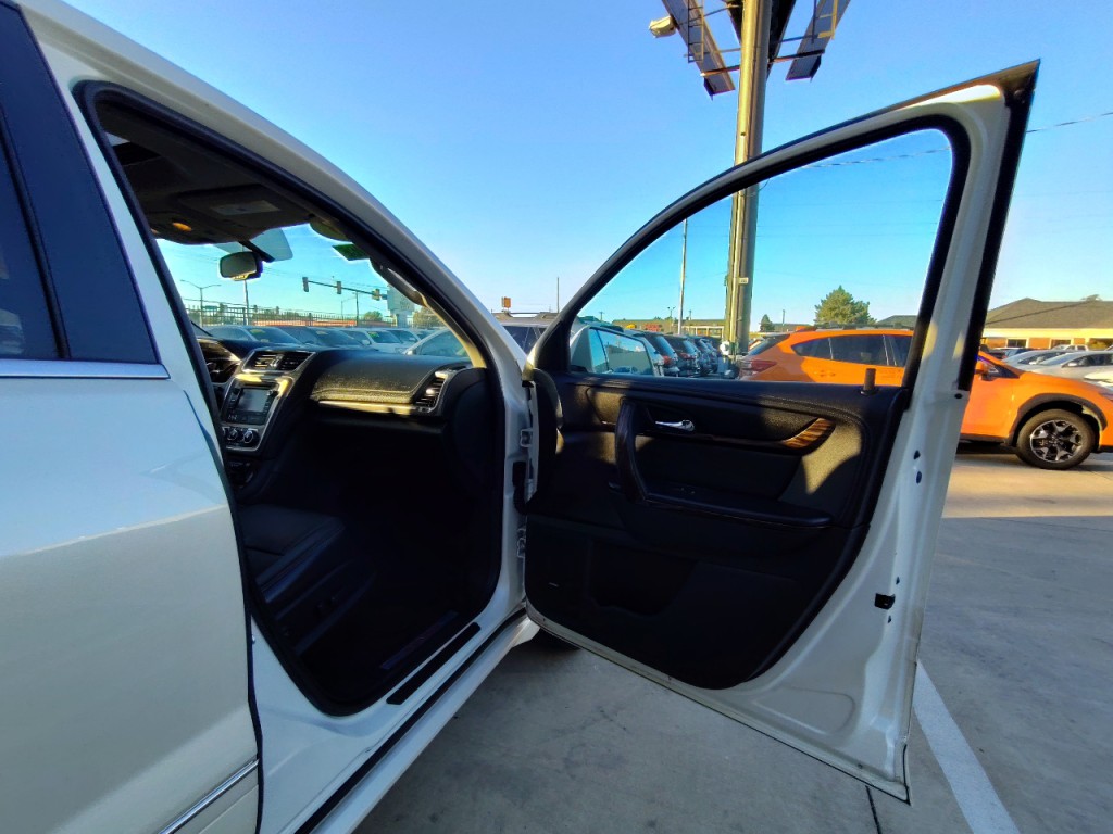 2013 GMC Acadia Image 46