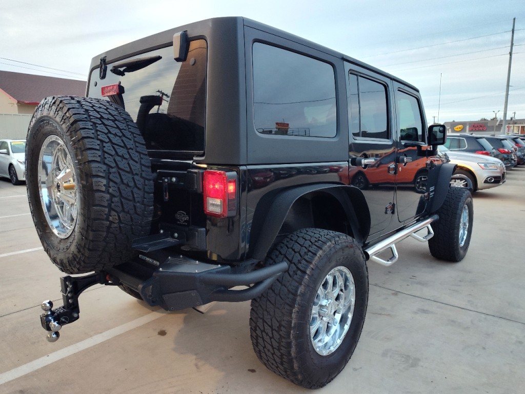 2012 Jeep Wrangler Image 5