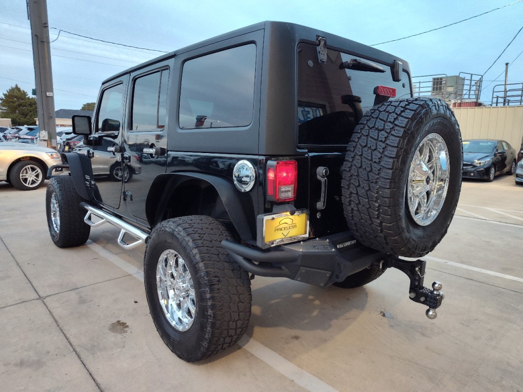 2012 Jeep Wrangler Image 7