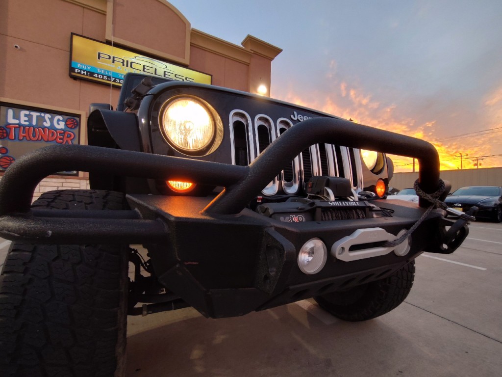 2012 Jeep Wrangler Image 11