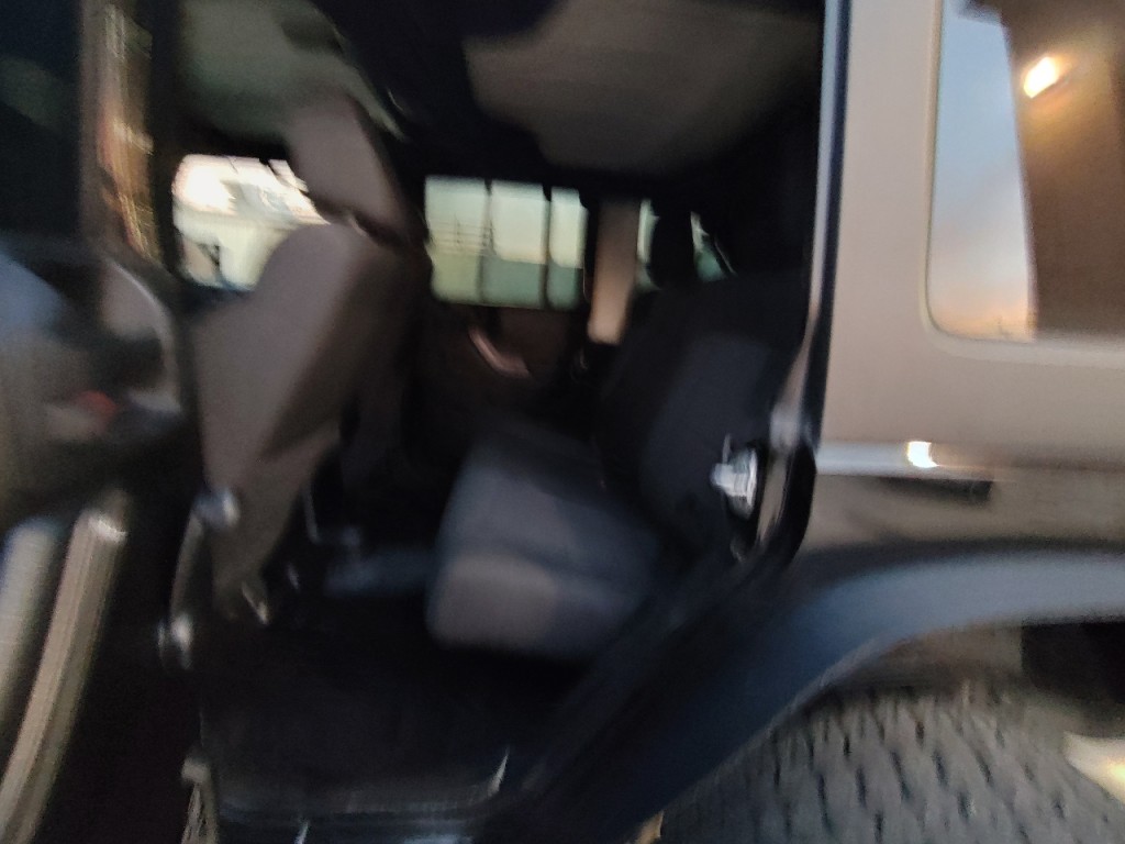 2012 Jeep Wrangler Image 28