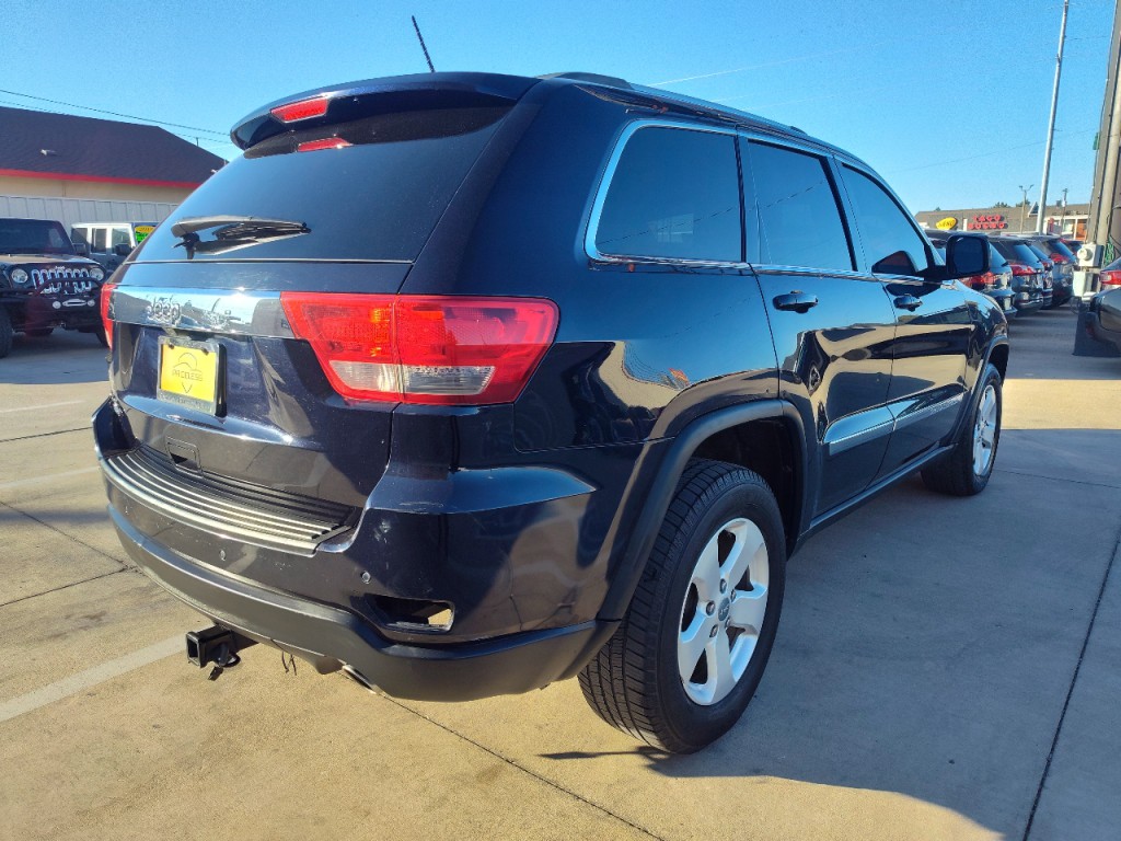 2011 Jeep Grand Cherokee Image 5