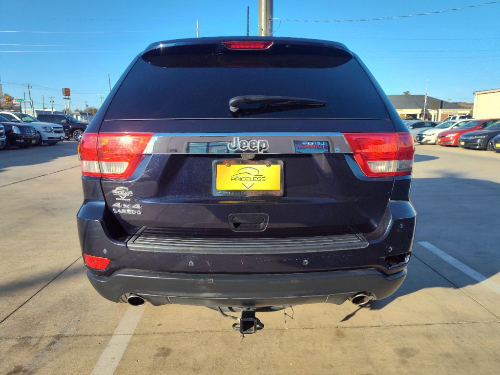 2011 Jeep Grand Cherokee Image 6