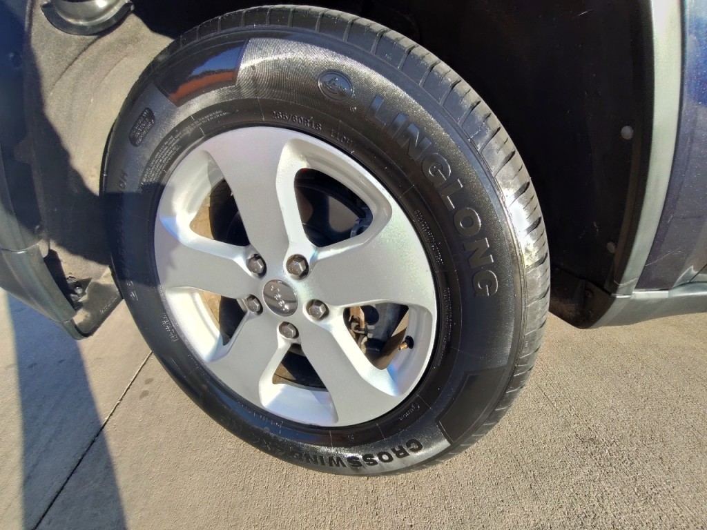 2011 Jeep Grand Cherokee Image 45