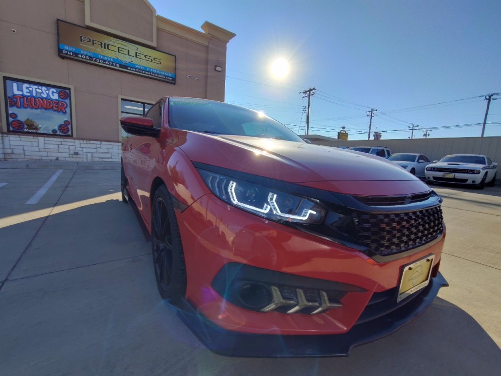 2017 Honda Civic Image 2