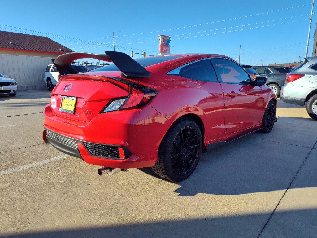 2017 Honda Civic Image 4