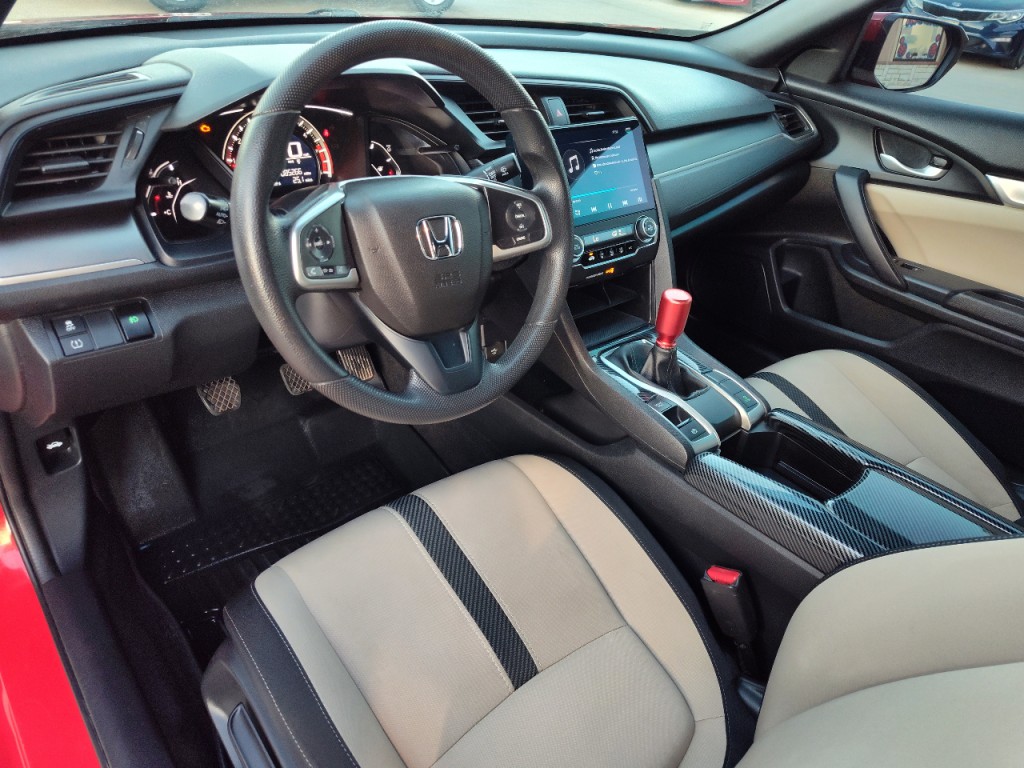 2017 Honda Civic Image 16