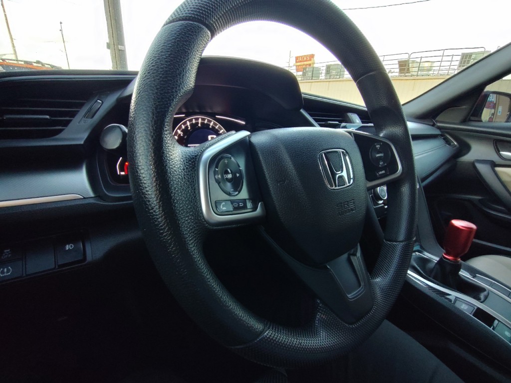 2017 Honda Civic Image 18