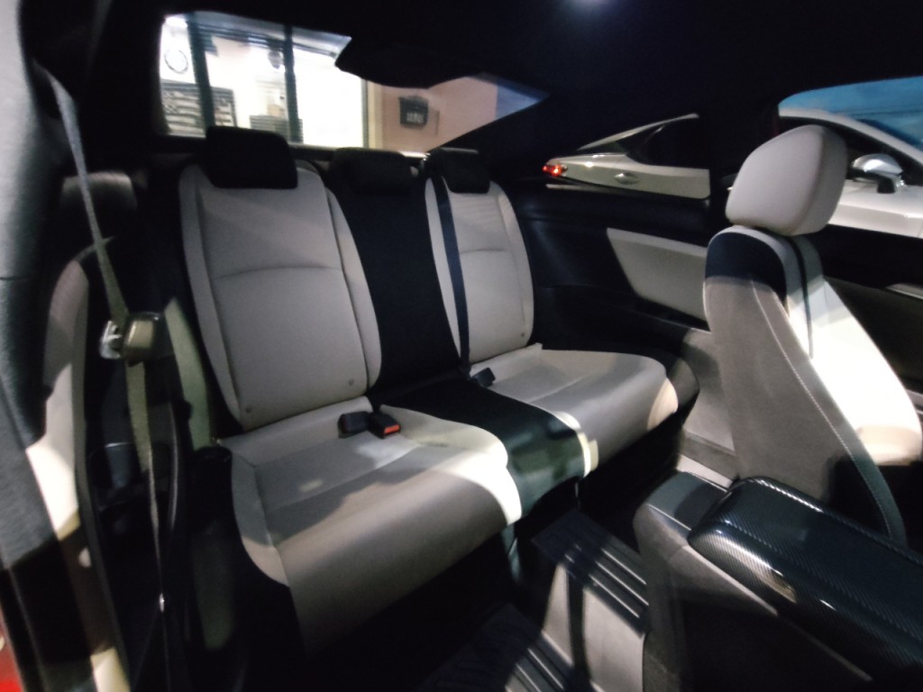 2017 Honda Civic Image 35