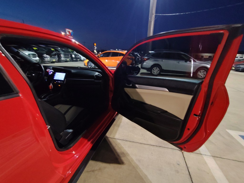 2017 Honda Civic Image 36