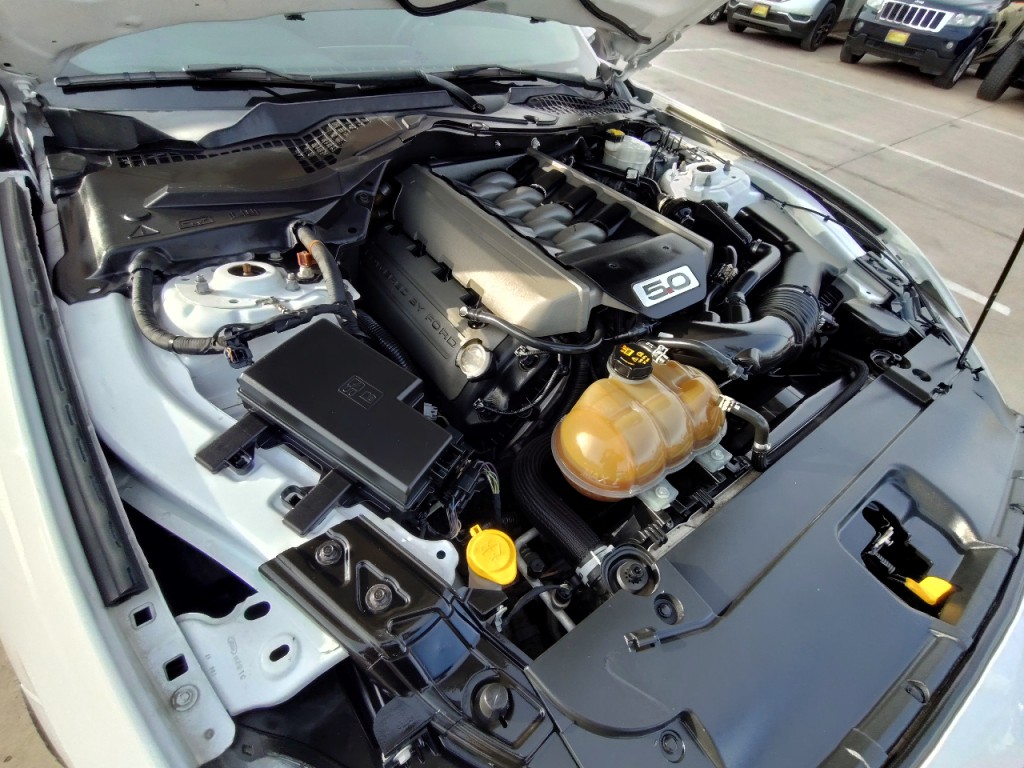 2017 Ford Mustang Image 44