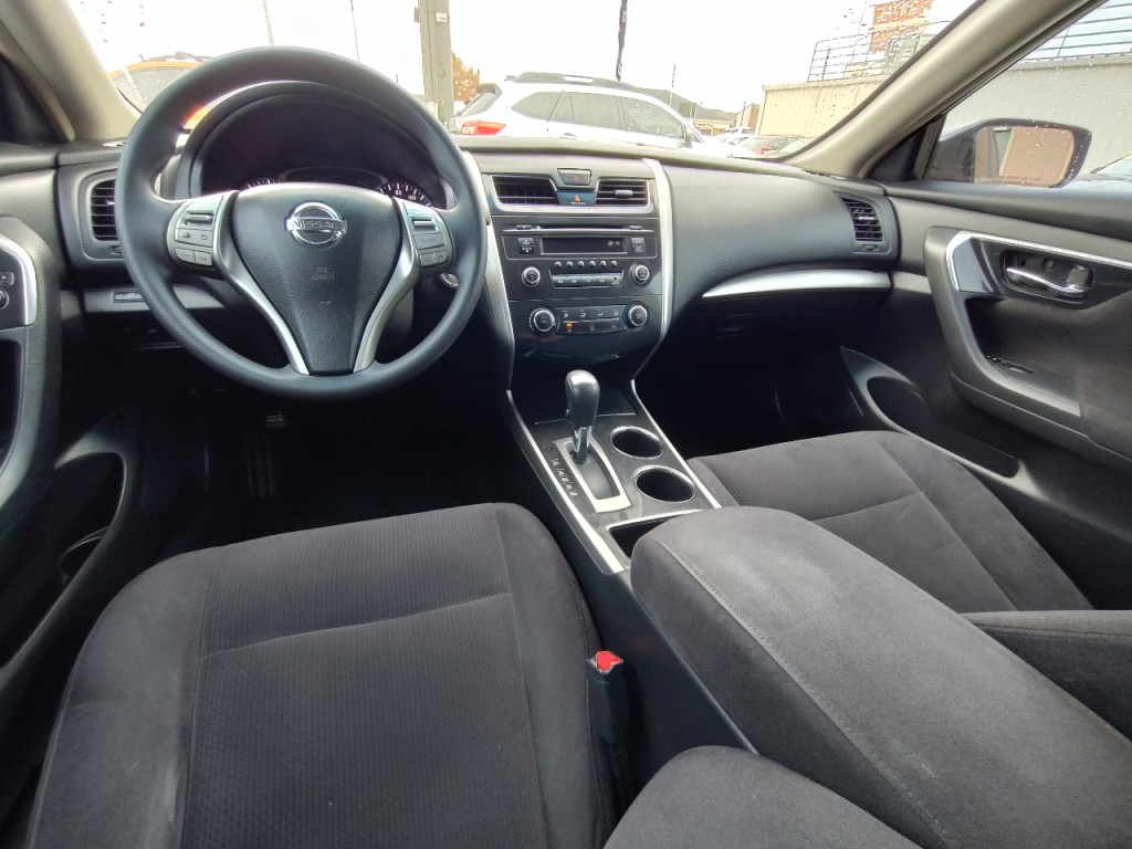 2013 Nissan Altima Image 28