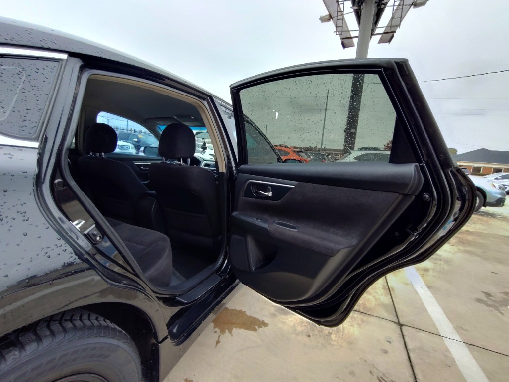 2013 Nissan Altima Image 30