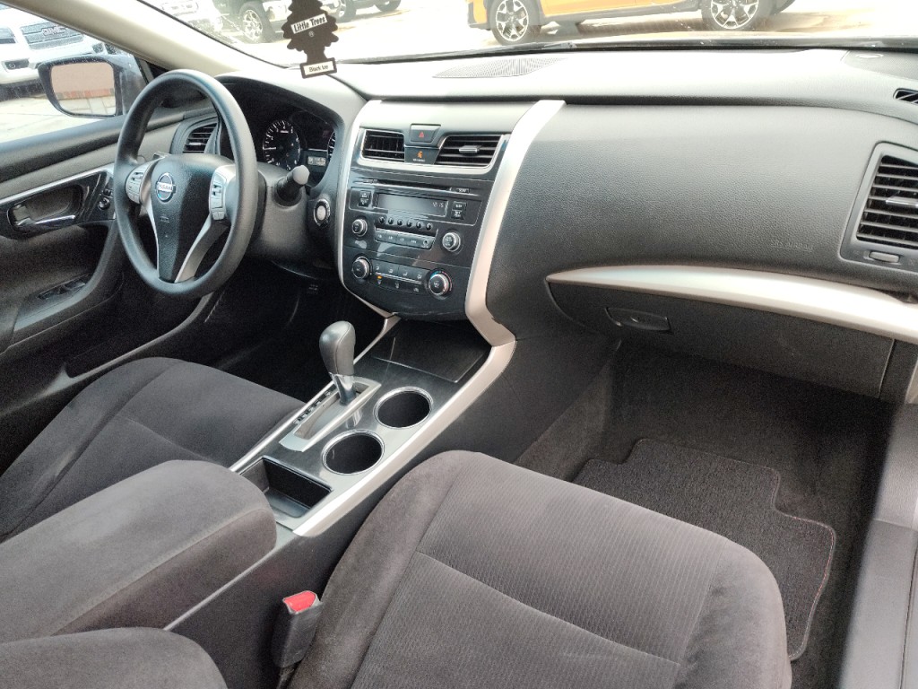2013 Nissan Altima Image 36