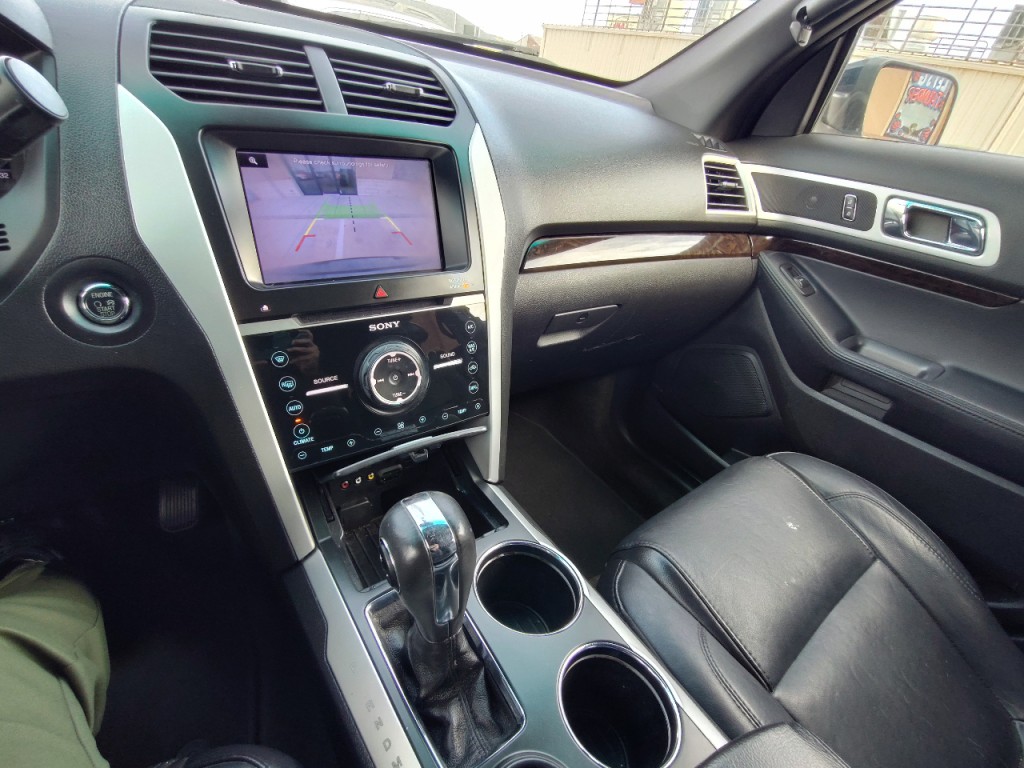 2013 Ford Explorer Image 21