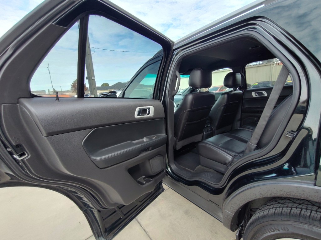 2013 Ford Explorer Image 30