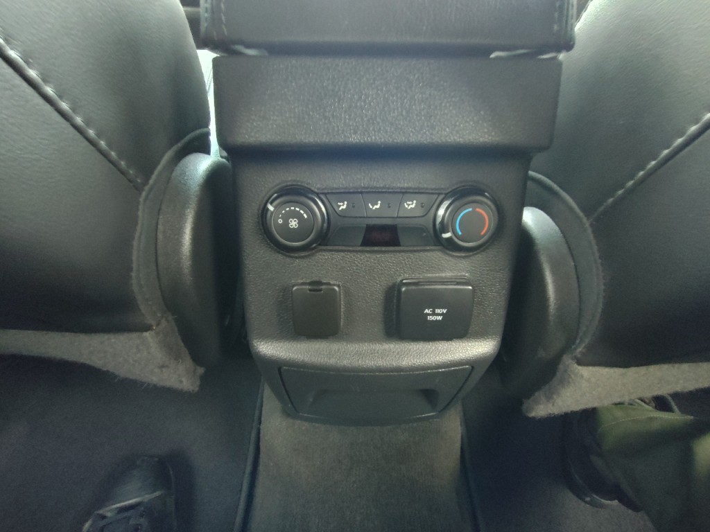 2013 Ford Explorer Image 34