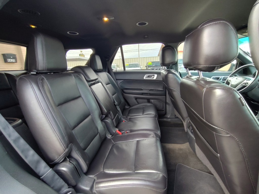 2013 Ford Explorer Image 44