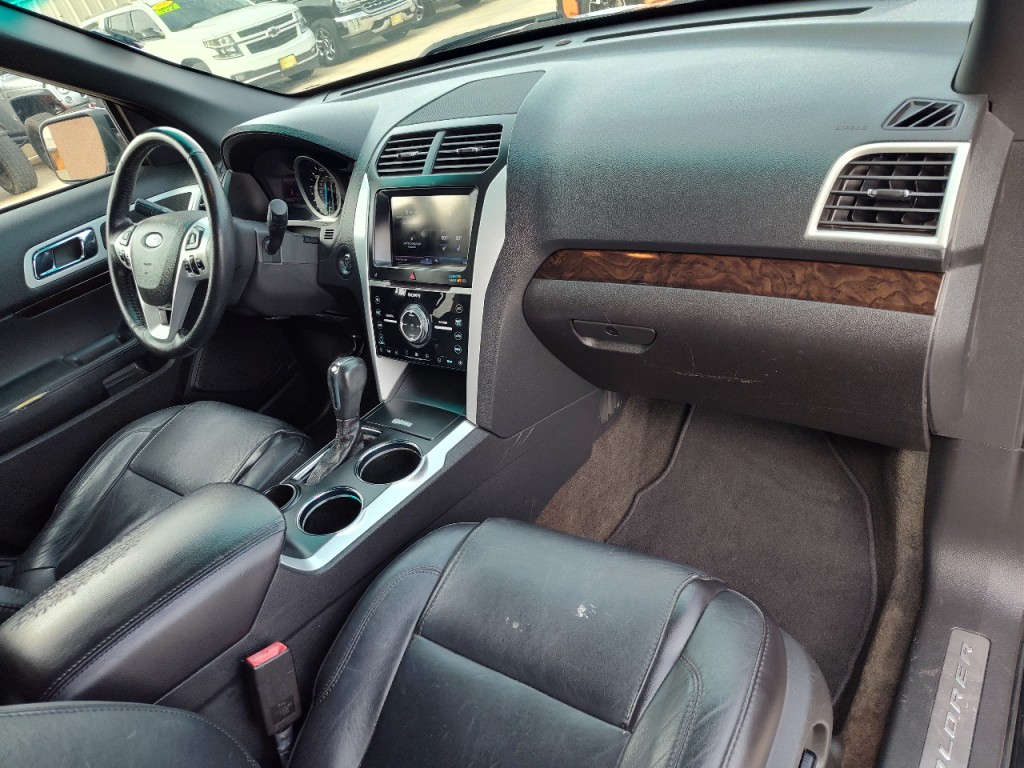 2013 Ford Explorer Image 47