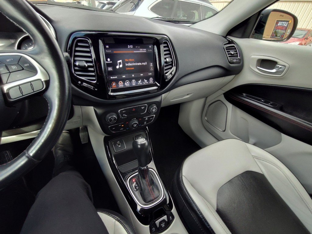 2018 Jeep Compass Image 21