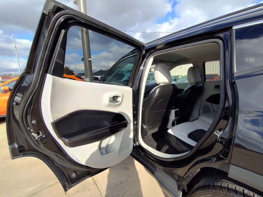 2018 Jeep Compass Image 27