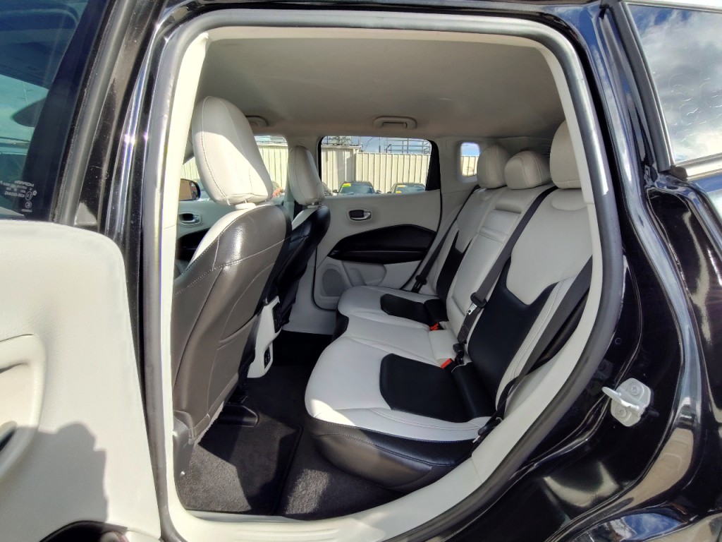 2018 Jeep Compass Image 29