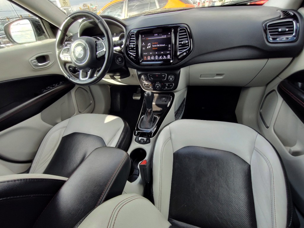 2018 Jeep Compass Image 33