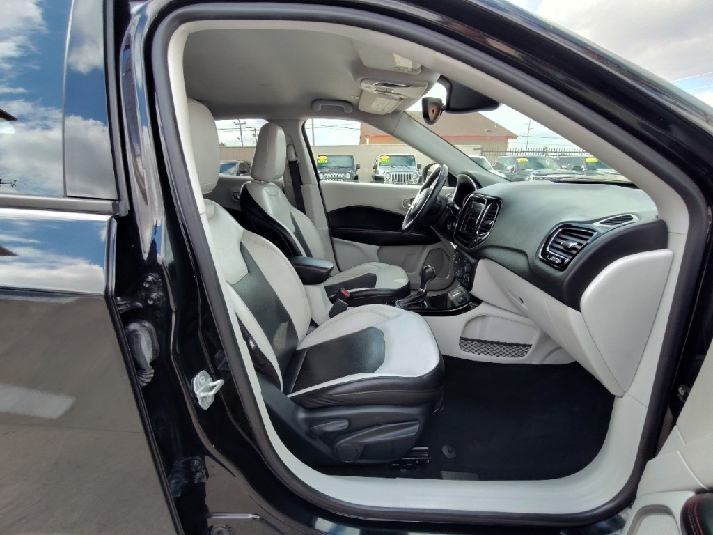 2018 Jeep Compass Image 40