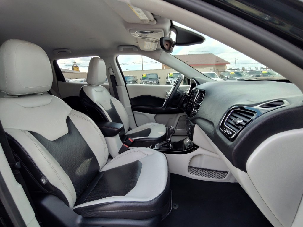 2018 Jeep Compass Image 41