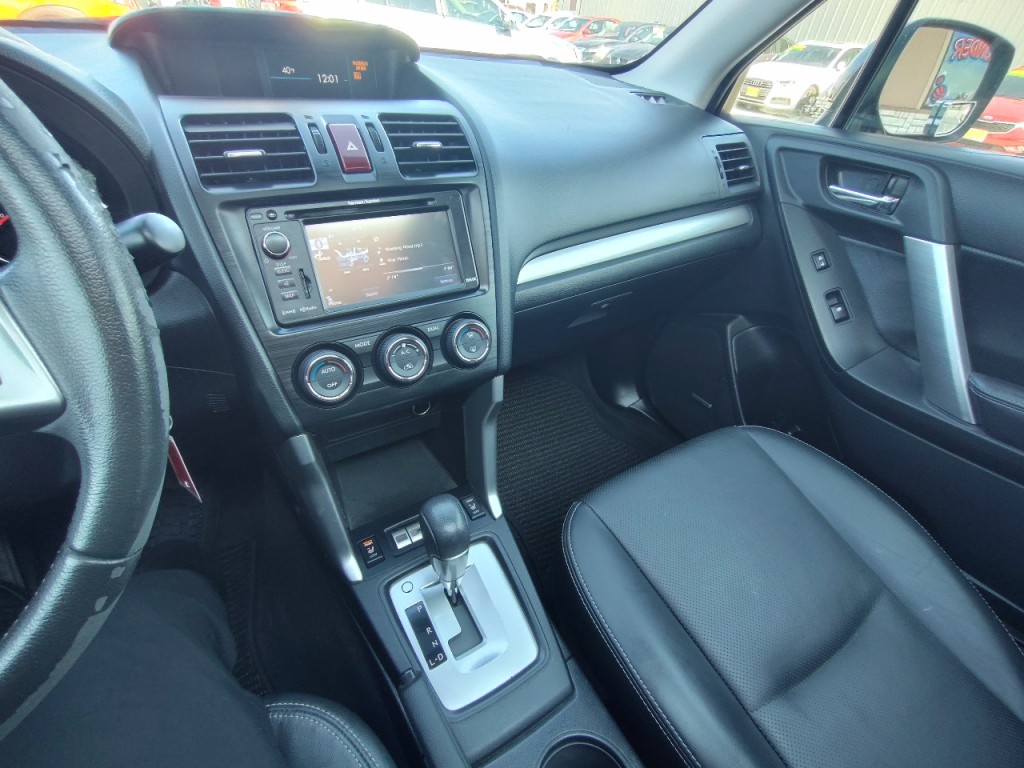 2014 Subaru Forester Image 22