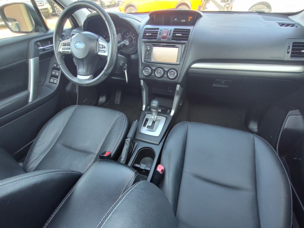 2014 Subaru Forester Image 35