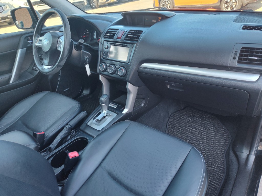 2014 Subaru Forester Image 42