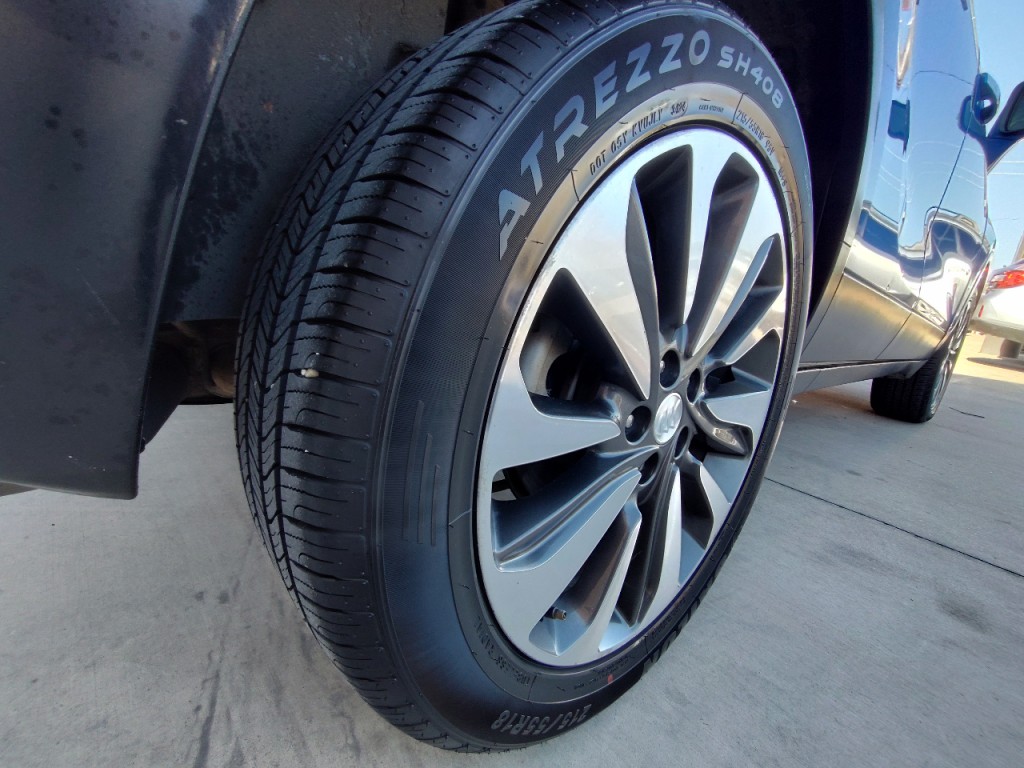 2018 Buick Enclave Image 10