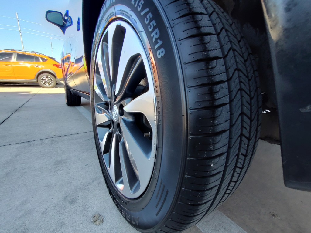 2018 Buick Enclave Image 11