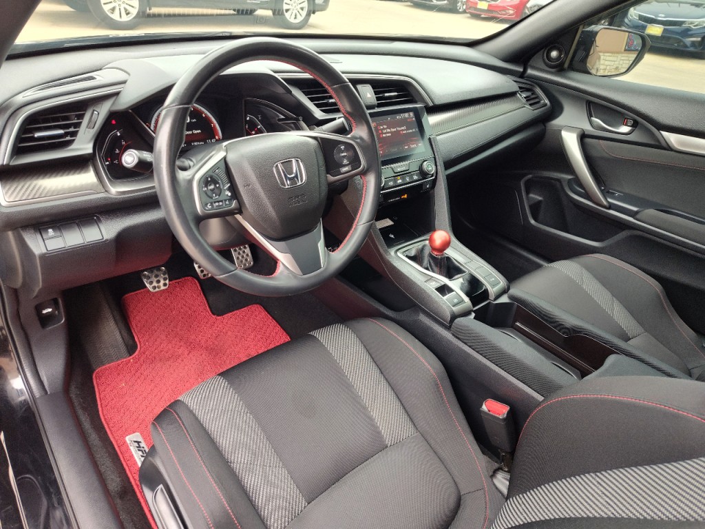 2018 Honda Civic Image 16