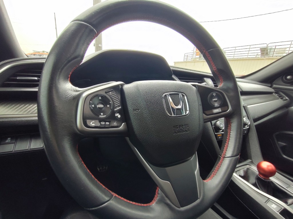 2018 Honda Civic Image 18