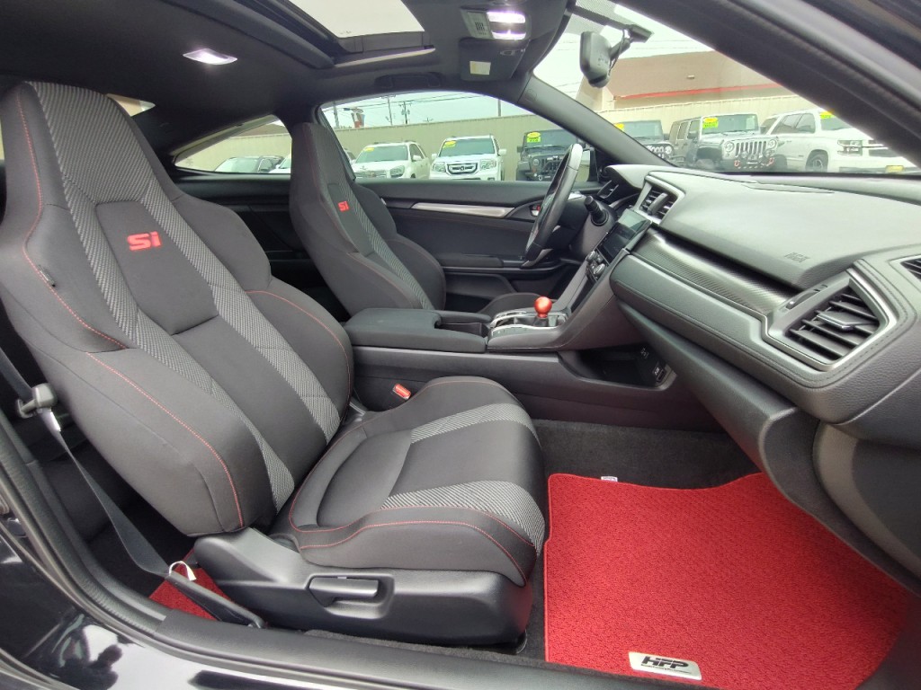 2018 Honda Civic Image 37