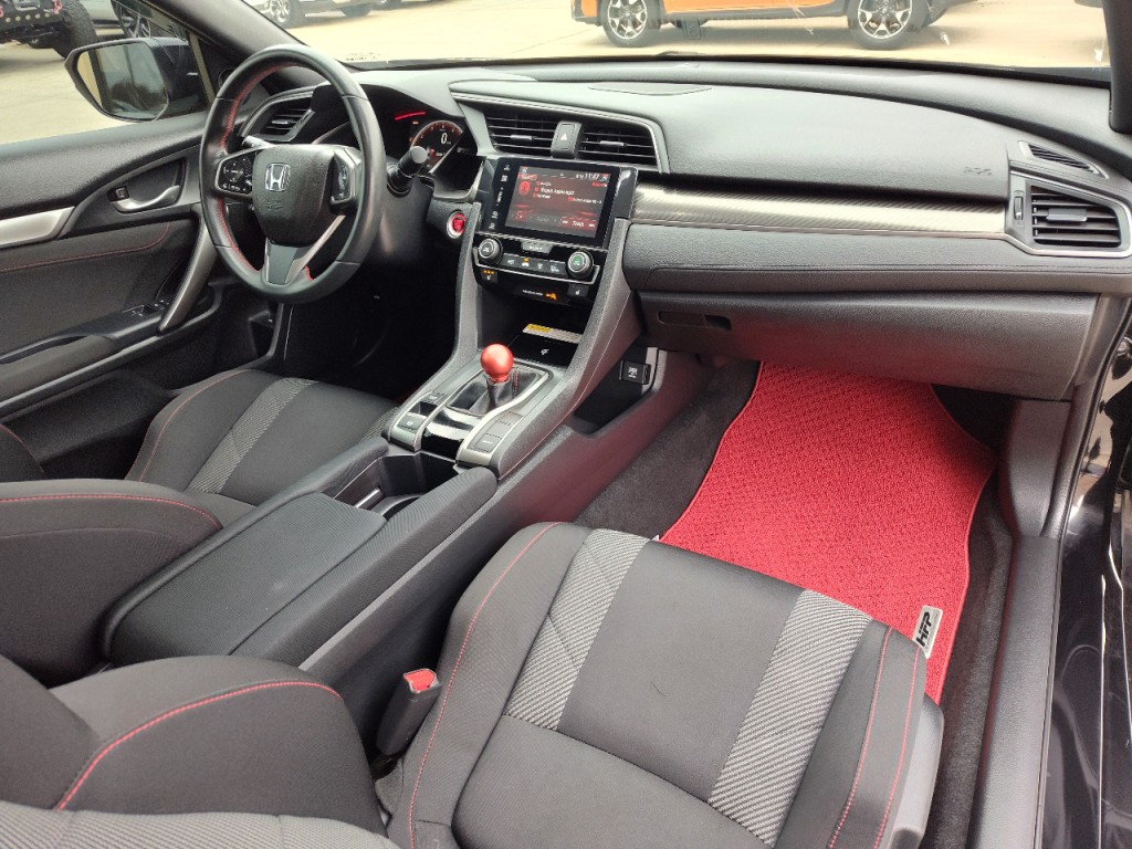 2018 Honda Civic Image 38