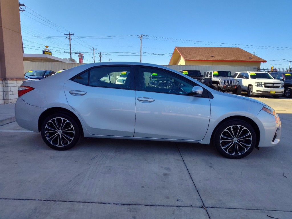 2014 Toyota Corolla Image 4