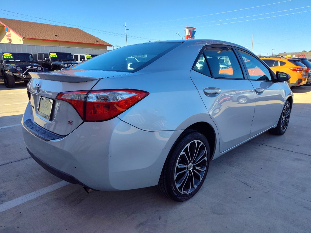 2014 Toyota Corolla Image 5