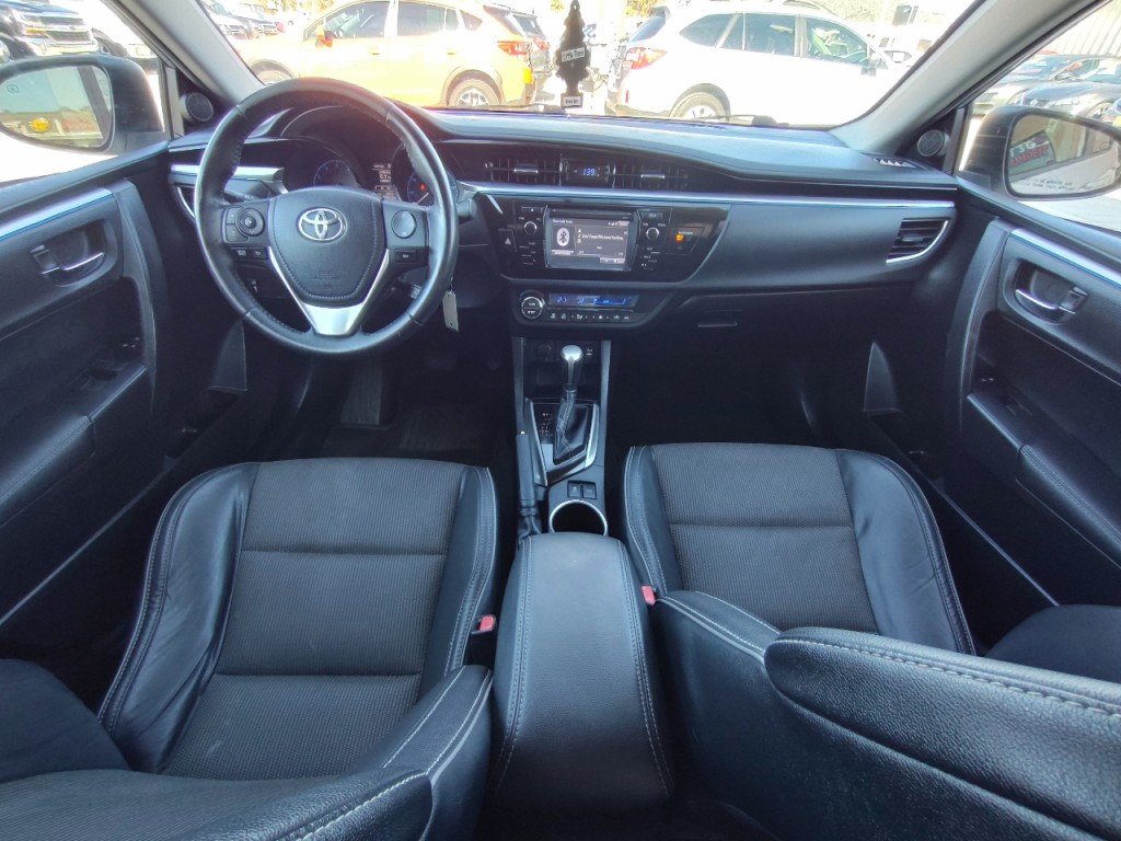 2014 Toyota Corolla Image 33