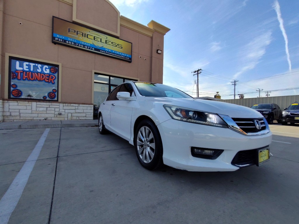 2015 Honda Accord Image 2