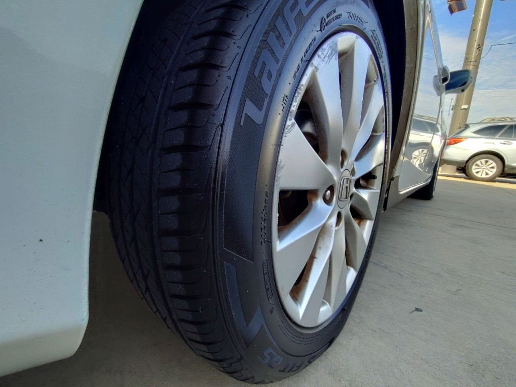 2015 Honda Accord Image 10