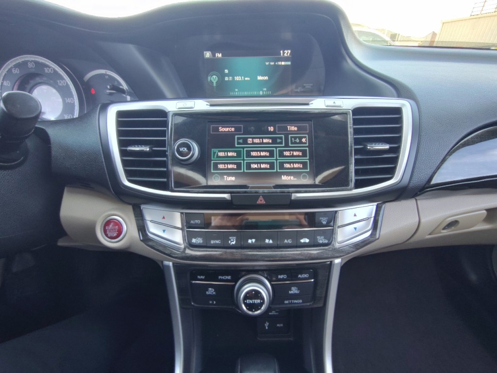 2015 Honda Accord Image 22